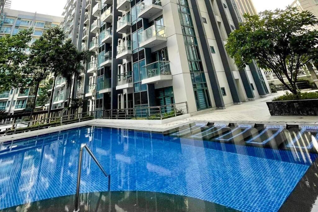 Lovely Unit With Free Wi-Fi & Netflix I Across Naia T3 Airport Manila Exterior photo