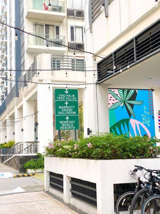 Lovely Unit With Free Wi-Fi & Netflix I Across Naia T3 Airport Manila Exterior photo