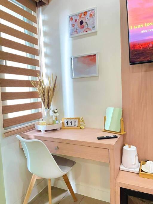 Lovely Unit With Free Wi-Fi & Netflix I Across Naia T3 Airport Manila Exterior photo