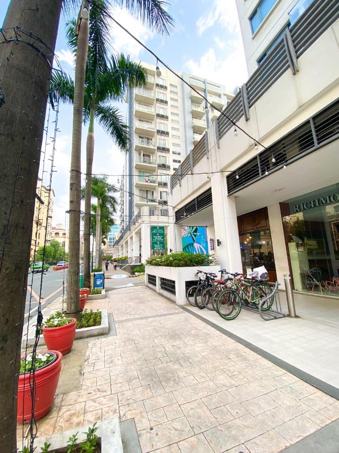 Lovely Unit With Free Wi-Fi & Netflix I Across Naia T3 Airport Manila Exterior photo